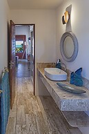 Castelo Pink Boutique Hotel