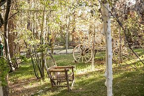 Gold Mountain Manor Bed and Breakfast