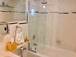 Presidential Suite I