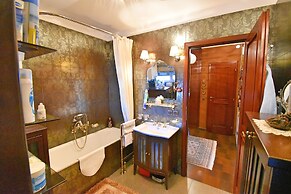 President Suite Apartment