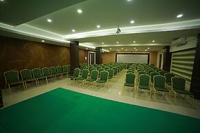 Nakshatra Emerald Inn