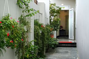 Flame Flowers Homestay