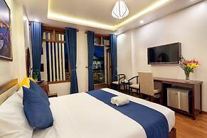 Flame Flowers Homestay