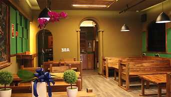 Flame Flowers Homestay