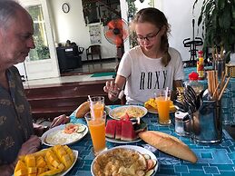 Flame Flowers Homestay