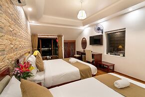 Flame Flowers Homestay