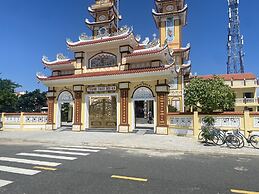 Flame Flowers Homestay