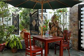 Flame Flowers Homestay