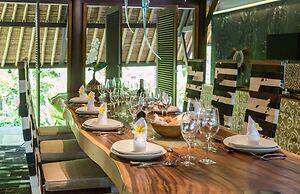 The Manipura Luxury Estate & SPA 730sqm Living Area, 20m Iinfinity Poo