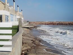 Waterfront Apartment C3