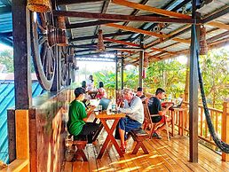 Dream House Guest House & Restaurant