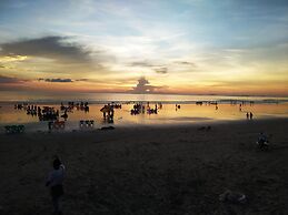 Dream House Guest House & Restaurant