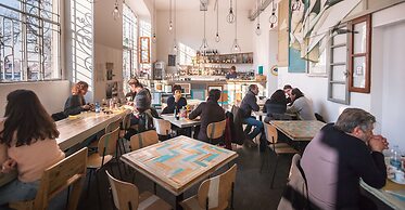 Madama Hostel & Bistrot