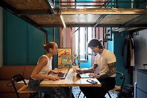 Madama Hostel & Bistrot
