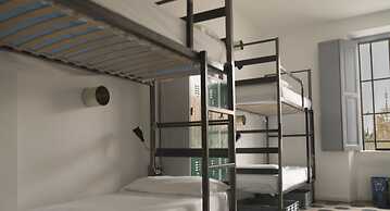 Madama Hostel & Bistrot