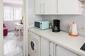 Pedregalejo Beach Apartment 4