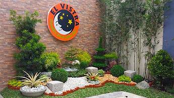 El Vistra Travellers Inn & Coffee Shop