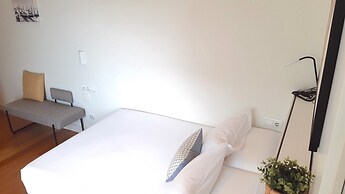 SEAFRONT LUXURY STUDIO - by SanSebastianApartments.es