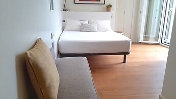 SEAFRONT LUXURY STUDIO - by SanSebastianApartments.es