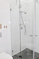 Stunning Duplex Near the Sea