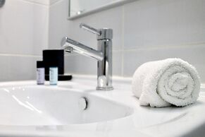 Stunning Duplex Near the Sea