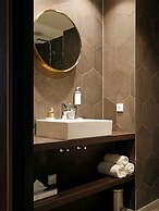 The James Hotel Rotterdam