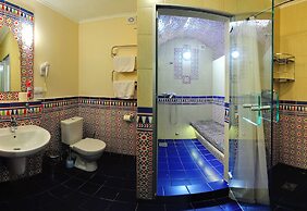 Shishki na Lampushke - Vostochnaya Medina