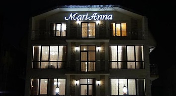 MariAnna