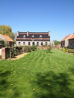Paardenhof Guesthouse