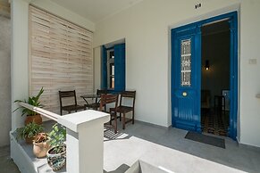 Grandma's Chic Home in Chania Venetian Harbor