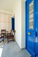 Grandma's Chic Home in Chania Venetian Harbor