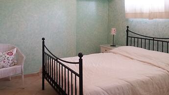 Villa Mitis - A Bohemian Private Pool Retreat