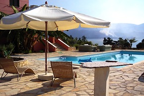 Villa Mitis - A Bohemian Private Pool Retreat