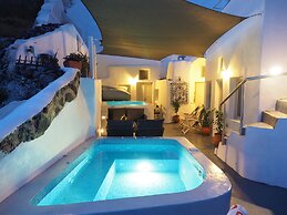 Aqua & Terra Traditional Cave Houses