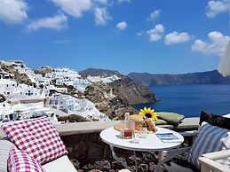 Aqua & Terra Traditional Cave Houses