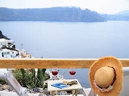 Aqua & Terra Traditional Cave Houses