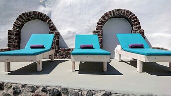 Aqua & Terra Traditional Cave Houses