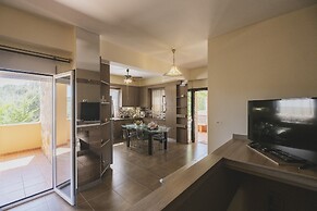 Family Summer Home near Beach