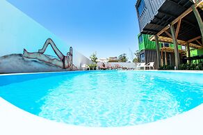 Innbox - Praia Do Rosa - Hostel