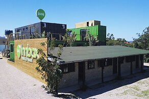 Innbox - Praia Do Rosa - Hostel