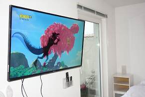 Tolstov-Hotels Big Room Apartment