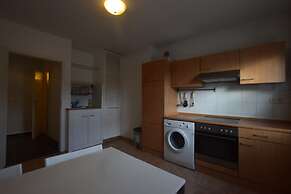 Tolstov-Hotels Big Room Apartment