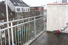 Tolstov-Hotels Big Room Apartment