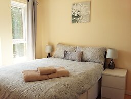 Modern 2 Bedroom Glasgow Apartment