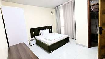 Silver Hotel