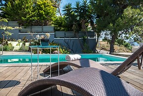 Artistic Private Pool Villa with Gorgeous Gardens