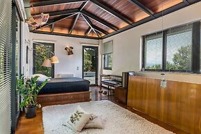 Artistic Private Pool Villa with Gorgeous Gardens