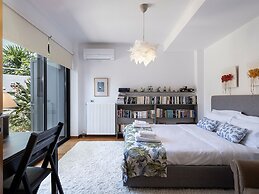 Artistic Private Pool Villa with Gorgeous Gardens