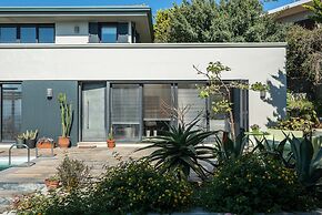 Artistic Private Pool Villa with Gorgeous Gardens