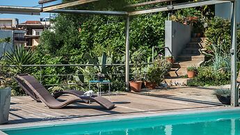 Artistic Private Pool Villa with Gorgeous Gardens